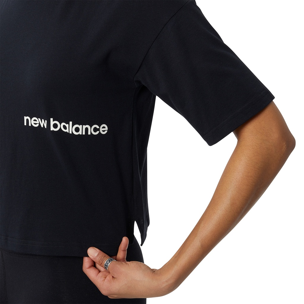 Camiseta de Mujer New Balance Essentials Graphic Negro