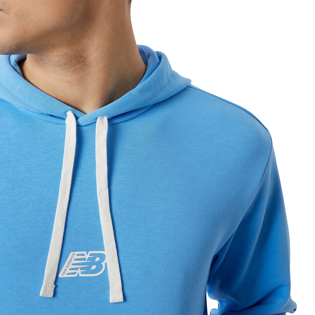 Sueter de Hombre New Balance Essentials Azul