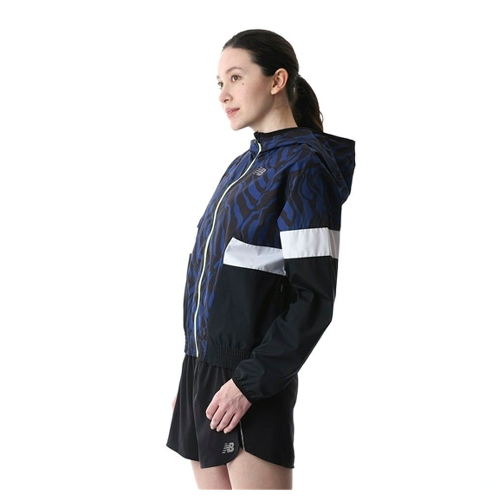 Chaqueta de mujer New Balance Negro/Azul Marino