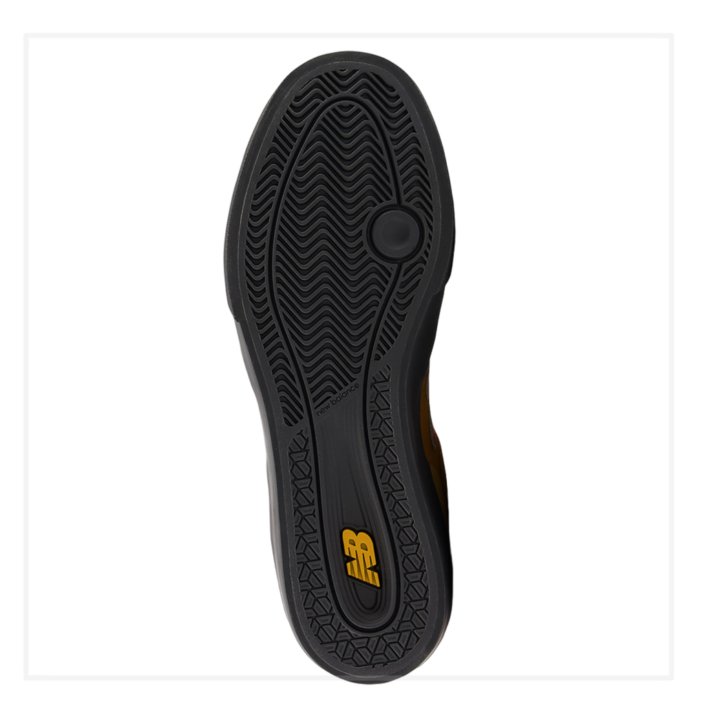 Zapato de Hombre New Balance Numeric 272 Mostaza