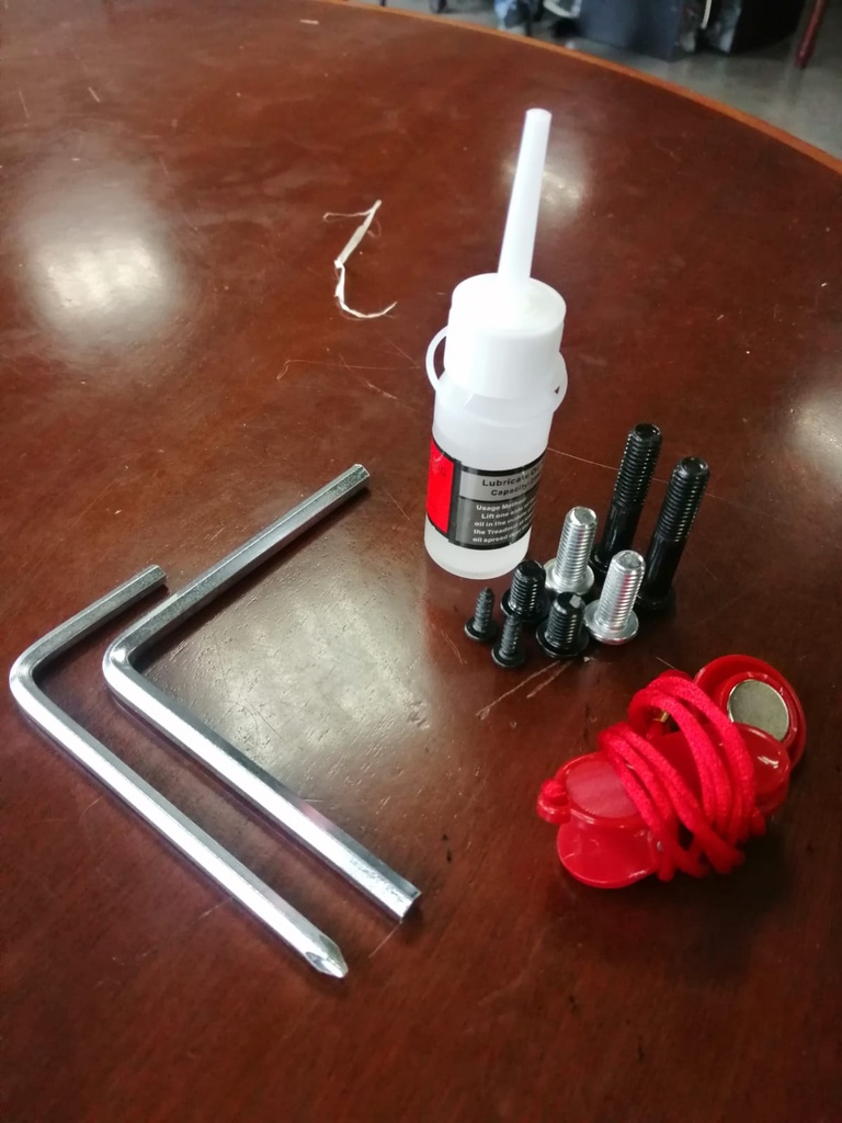 Set de Herramientas y lubricante K6 Caminadora Eléctrica Aeos (Ref.: 66142/66145)