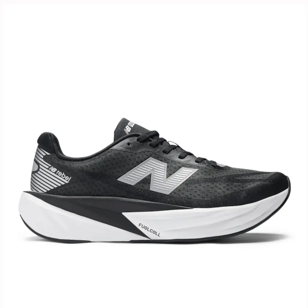 [MFCXLO5-D-10.5] Zapato Running New Balance Rebel v5 (Negro y Blanco, 10.5)